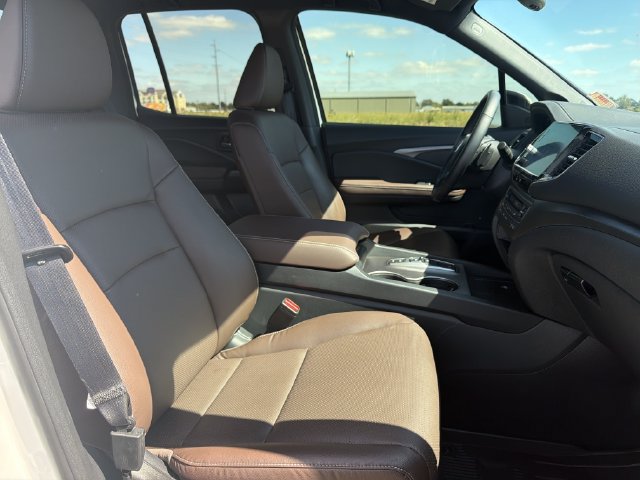 Used 2025 Honda Ridgeline RTL image 16