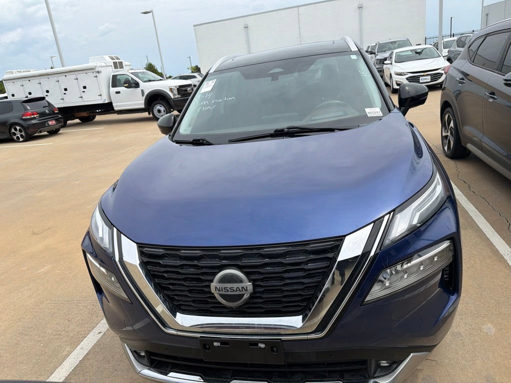 Used 2021 Nissan Rogue Platinum FWD video 2