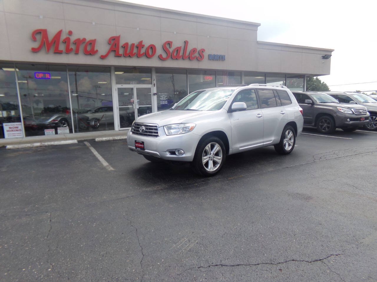Used 2008 Toyota Highlander Limited w/ Tow Pkg AWD/4WD image 2