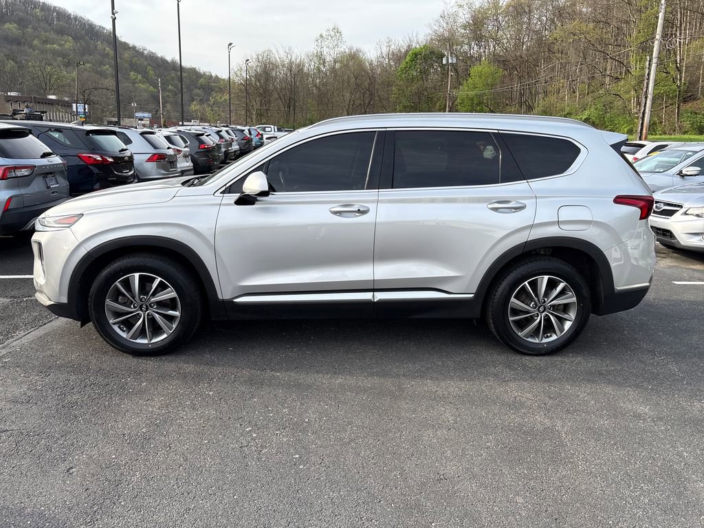 Used 2019 Hyundai Santa Fe SEL FWD image 2