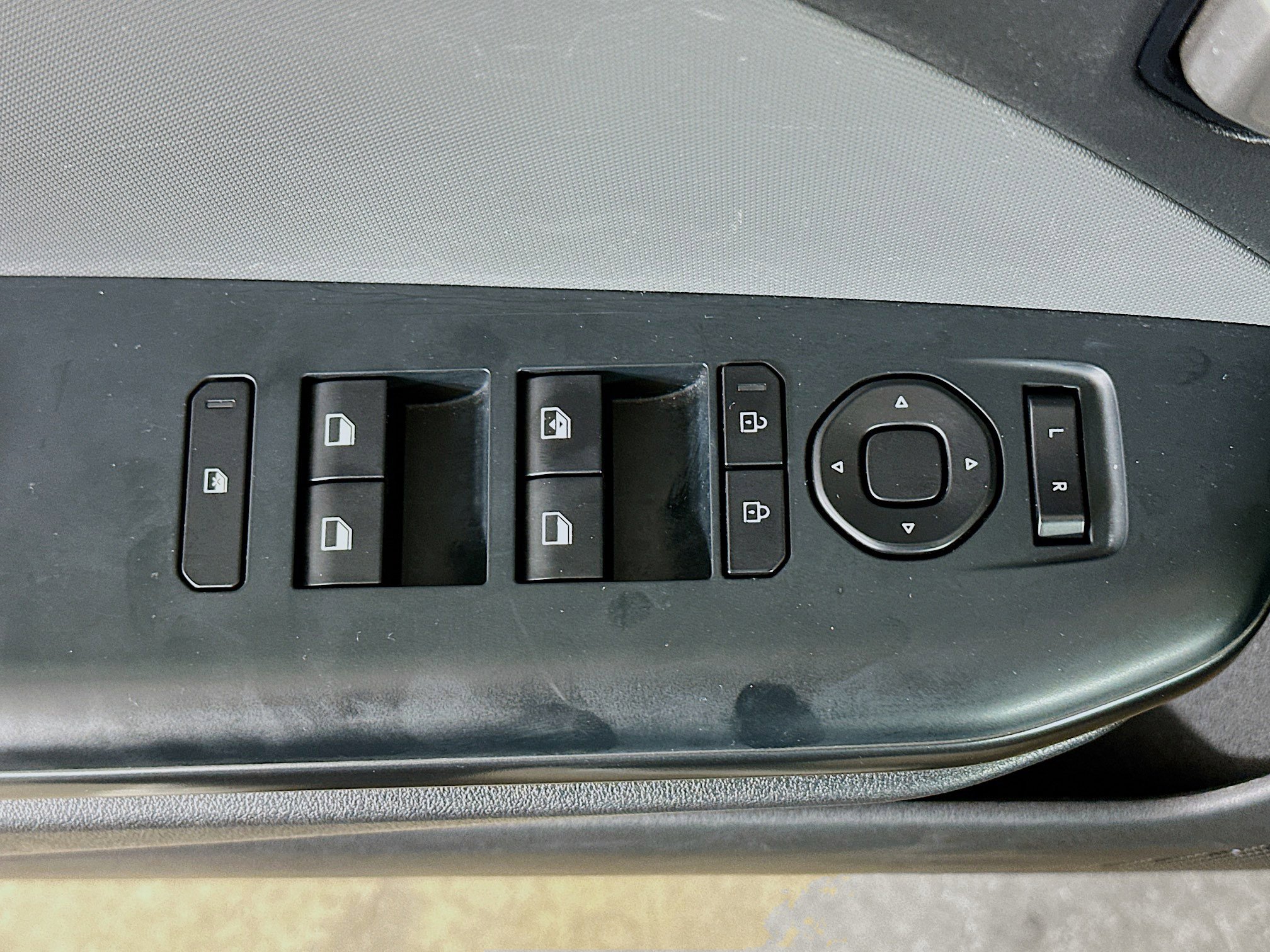 Used 2025 Kia K4 LXS image 15