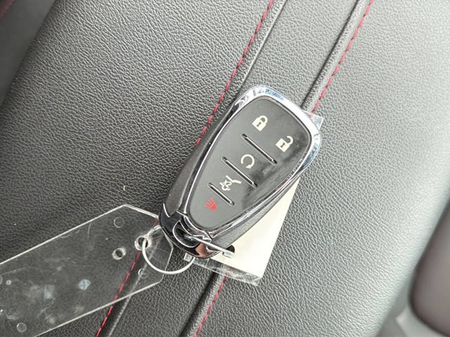 Used 2025 Chevrolet Blazer RS FWD image 28