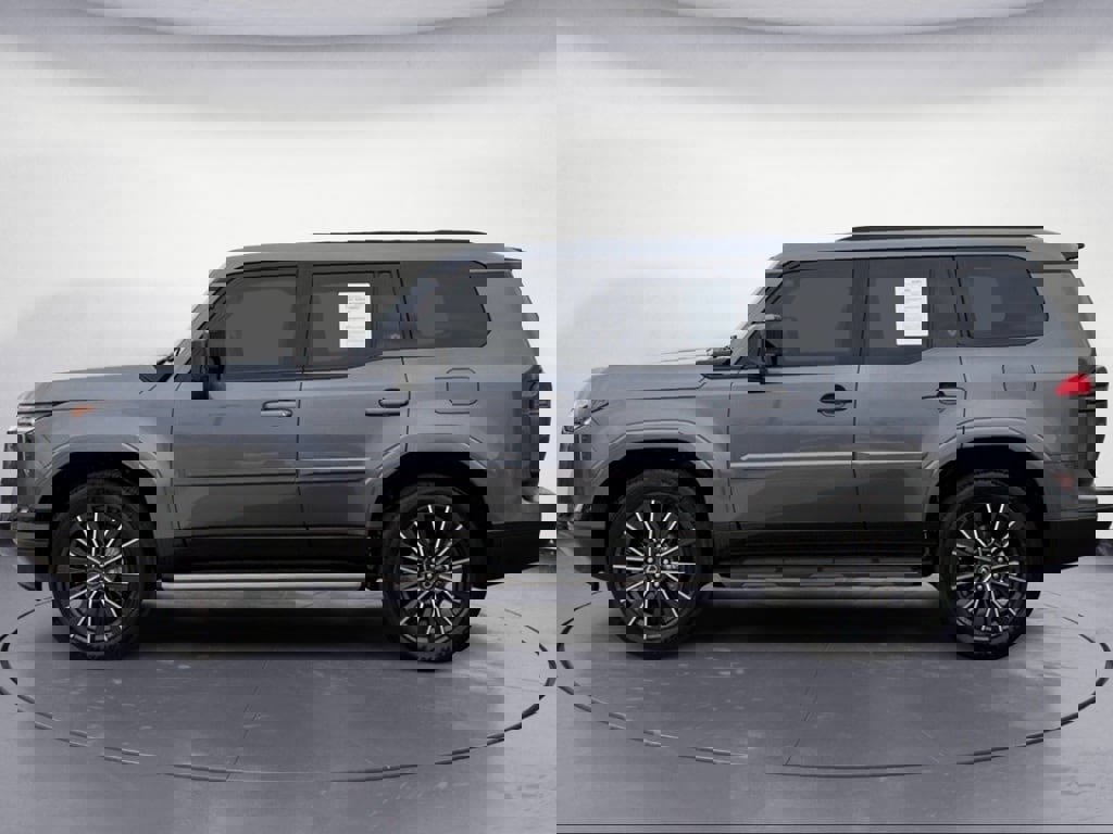 Used 2025 Lexus GX 550 w/ Accessory Package (2T) image 2