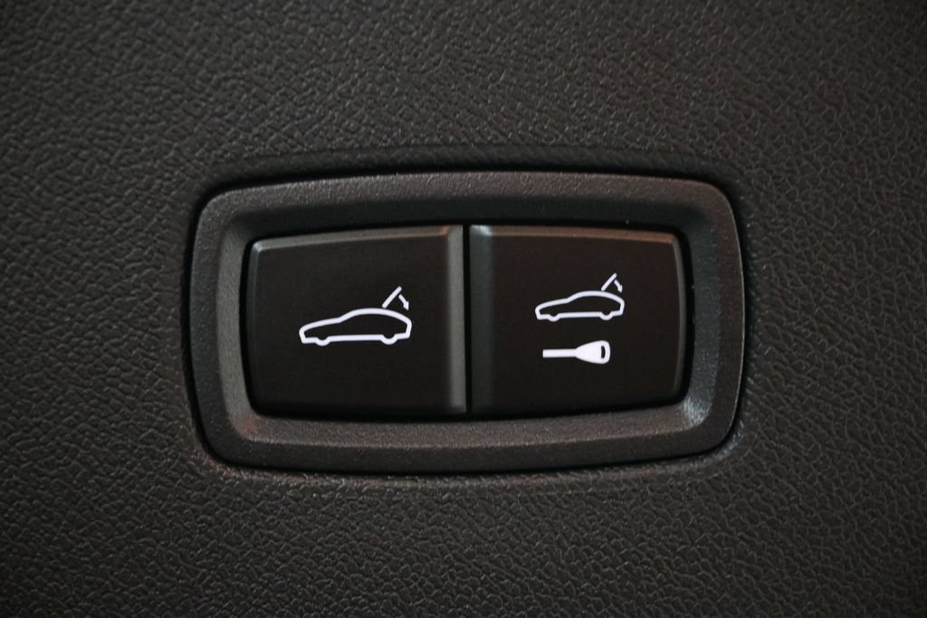 New 2026 Porsche Cayenne S AWD/4WD image 32