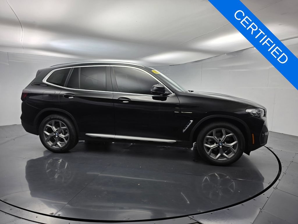 Used 2023 BMW X3 sDrive30i w/ Premium Package RWD image 3