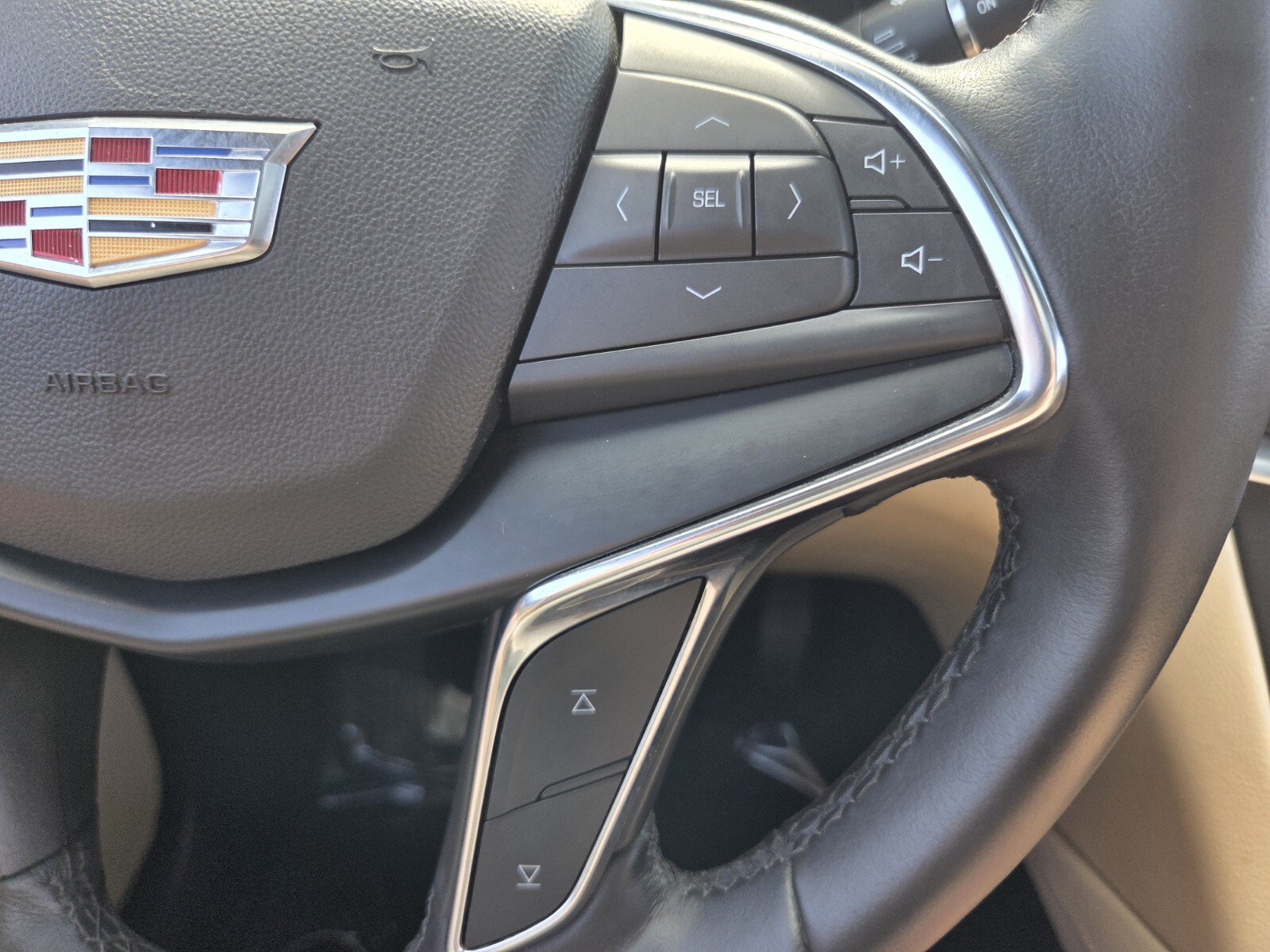Used 2019 Cadillac XT5 Luxury FWD image 26