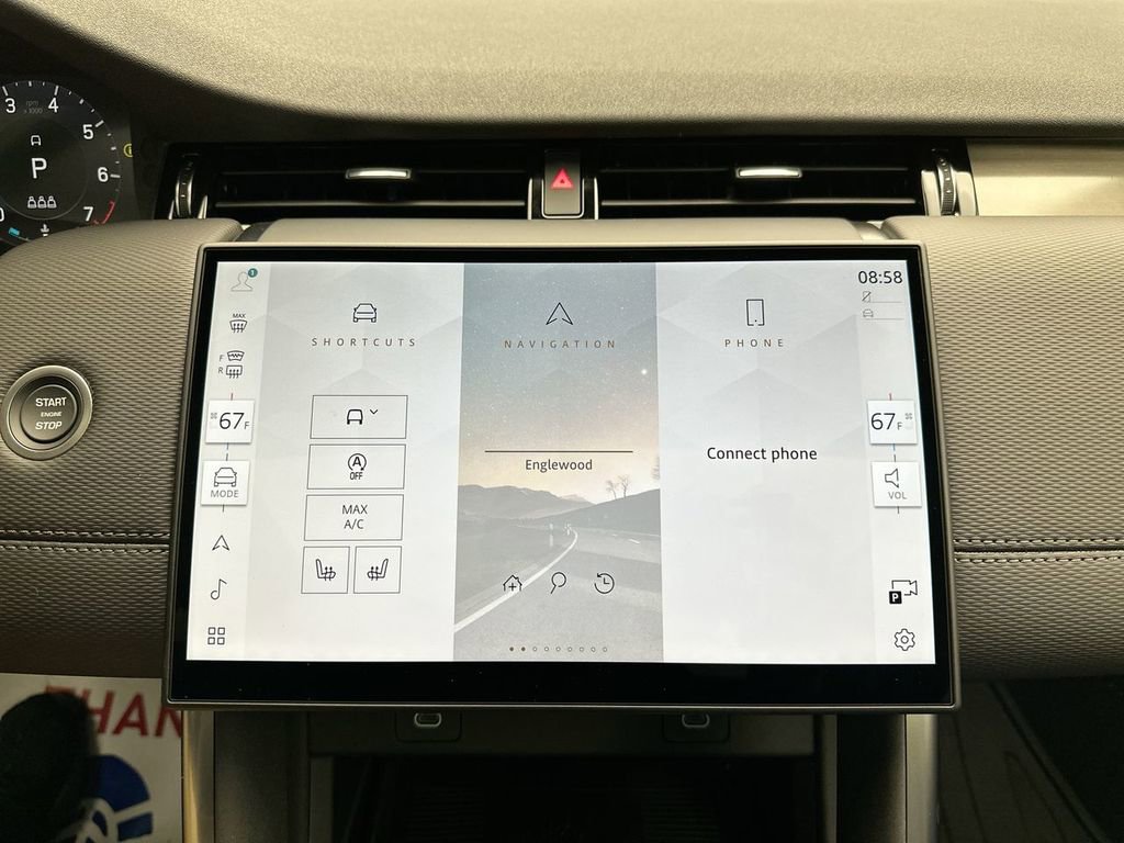 Used 2025 Land Rover Discovery Sport Dynamic SE image 11