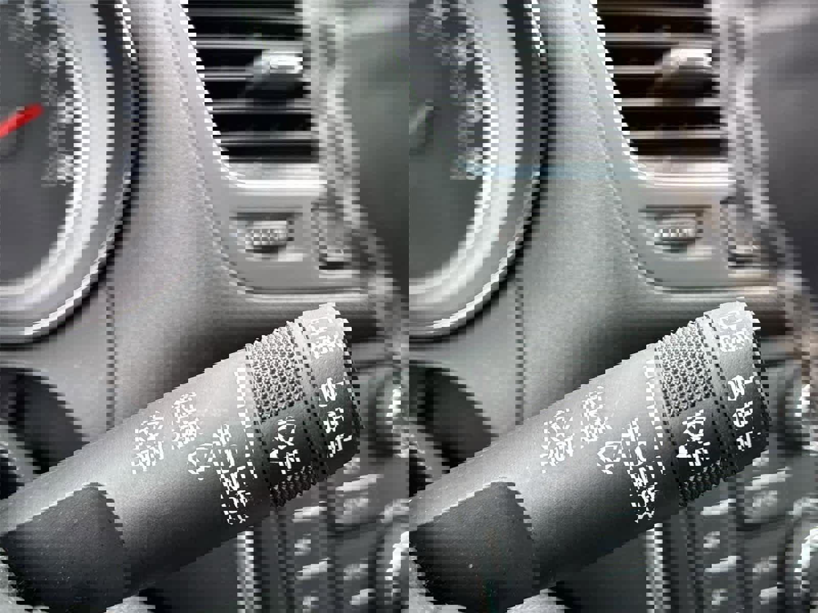 Used 2015 Buick Encore Premium w/ Experience Buick Package image 22