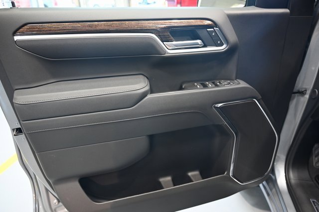 New 2026 GMC Sierra 1500 Elevation image 23