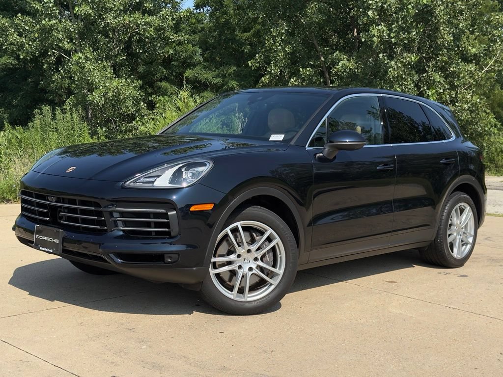 Certified 2023 Porsche Cayenne AWD/4WD image 1