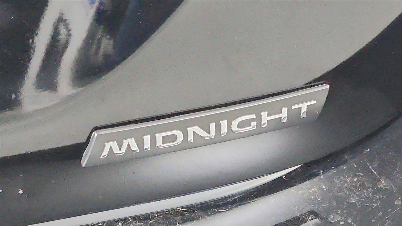 Used 2022 Nissan Sentra SR w/ Midnight Edition FWD image 18