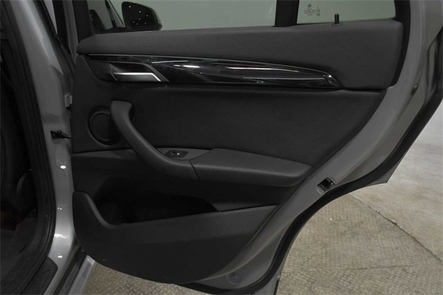 Used 2017 BMW X1 xDrive28i image 16