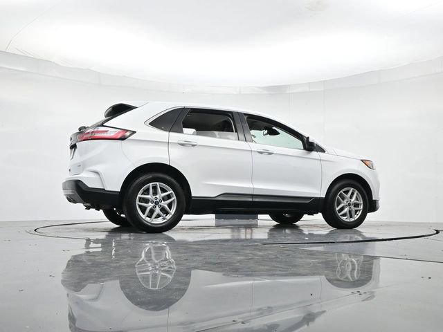Certified 2022 Ford Edge SEL image 31