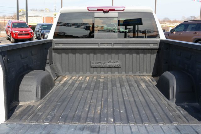 Used 2023 Chevrolet Silverado 1500 High Country w/ Technology Package image 11