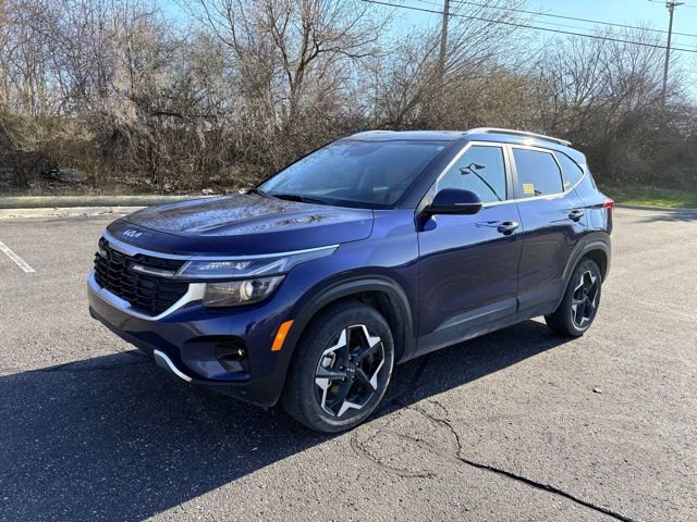 Certified 2025 Kia Seltos EX w/ EX Sunroof Package image 1