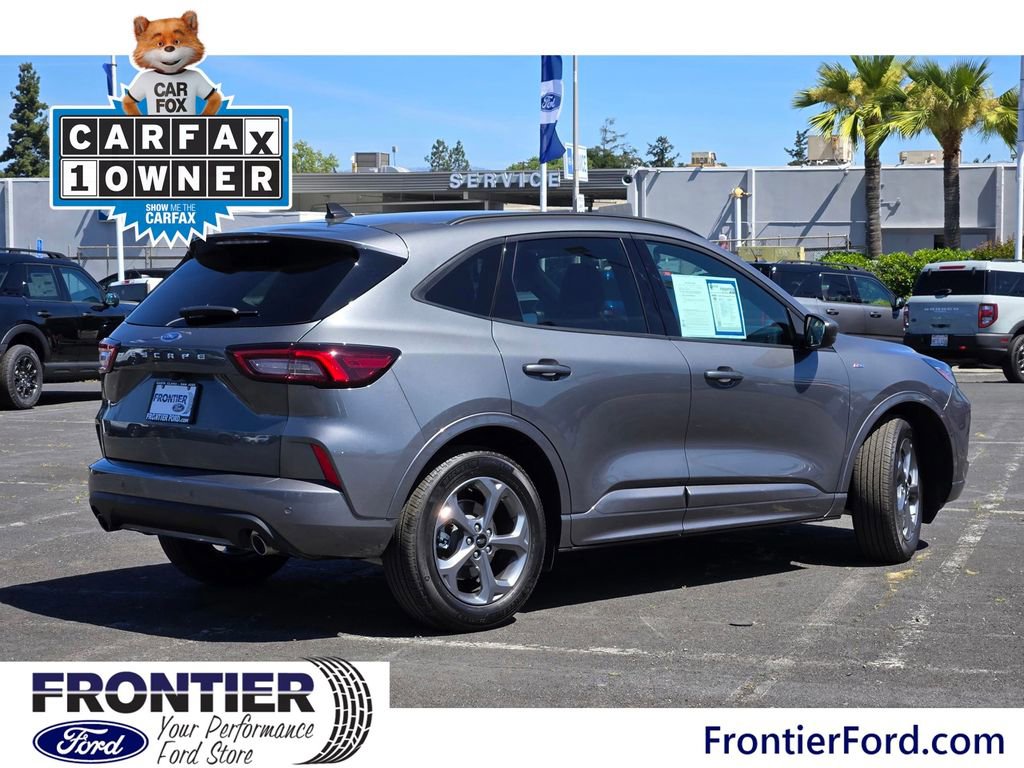 Certified 2024 Ford Escape ST-Line w/ Tech Pack #1 FWD image 5