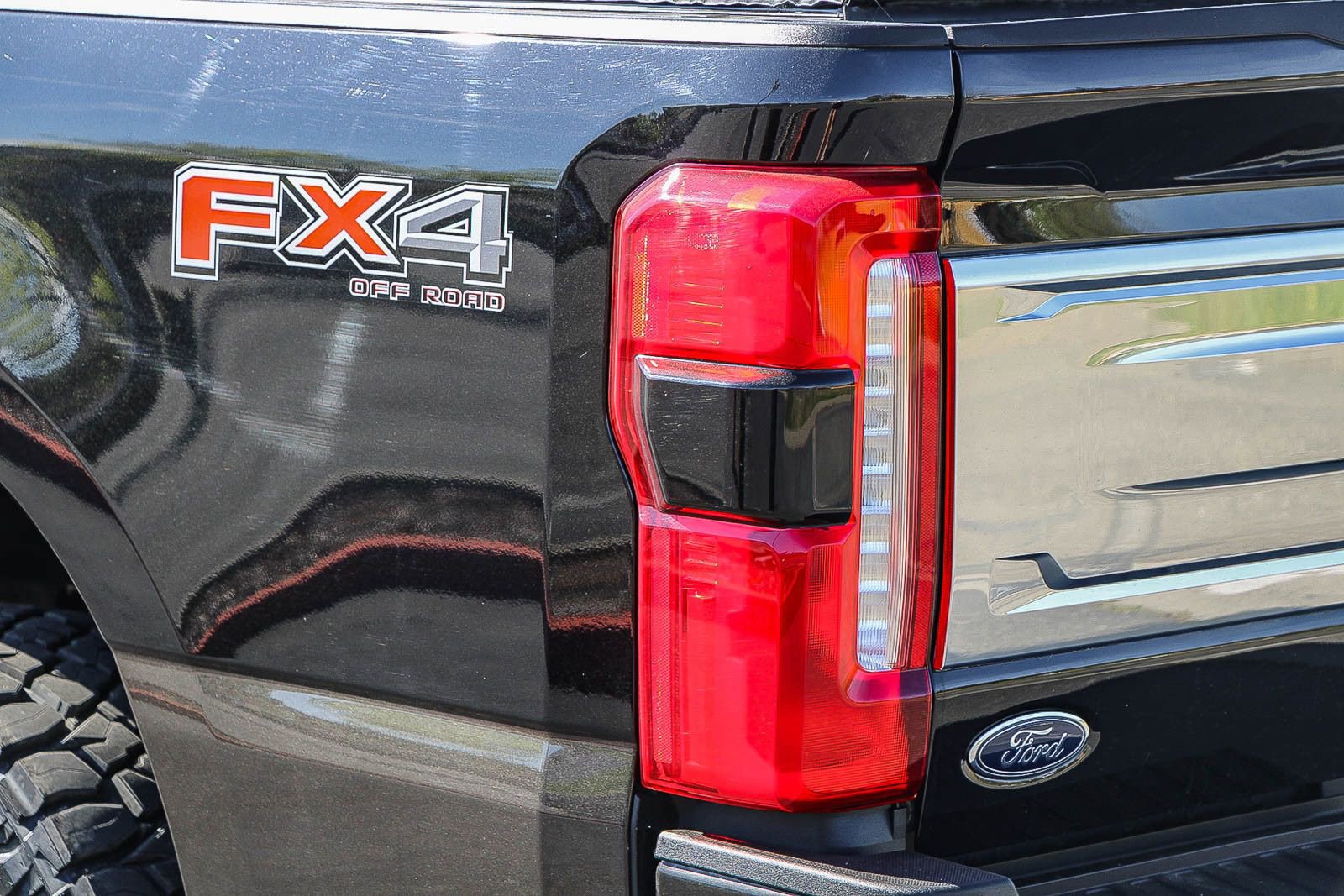 Used 2024 Ford F250 King Ranch image 11