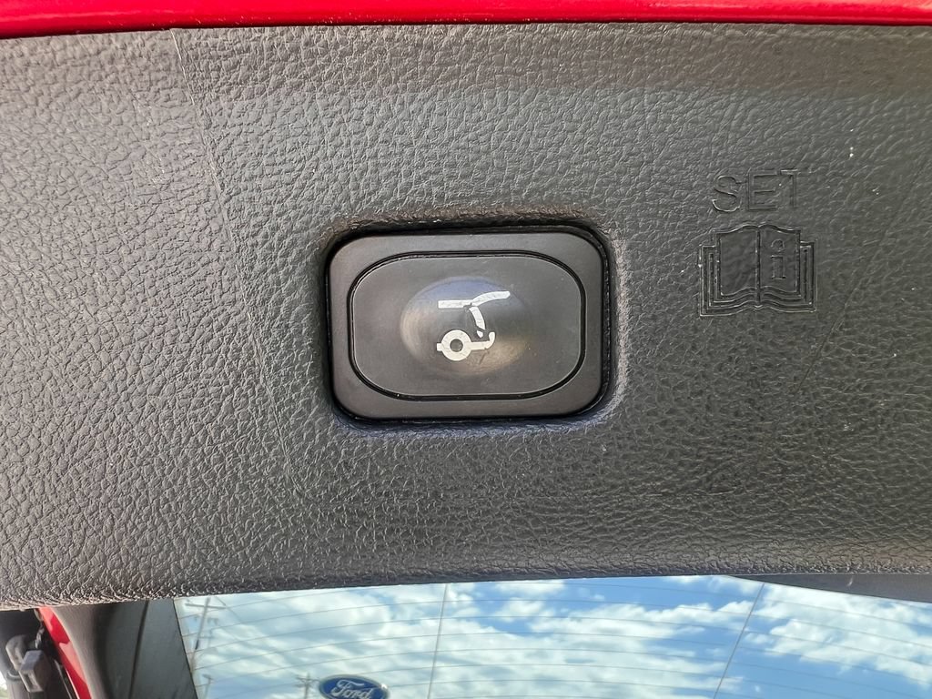 Used 2023 Ford Edge SEL w/ Convenience Package AWD/4WD image 16