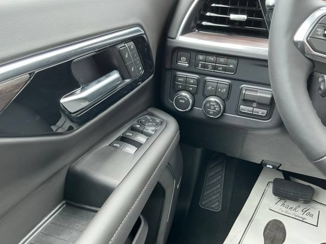 New 2026 Chevrolet Tahoe Premier w/ Sun And Tow Package AWD/4WD image 25