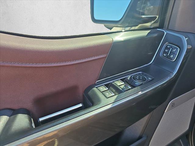 Used 2023 Ford F150 Lariat w/ Max Trailer Tow Package image 13