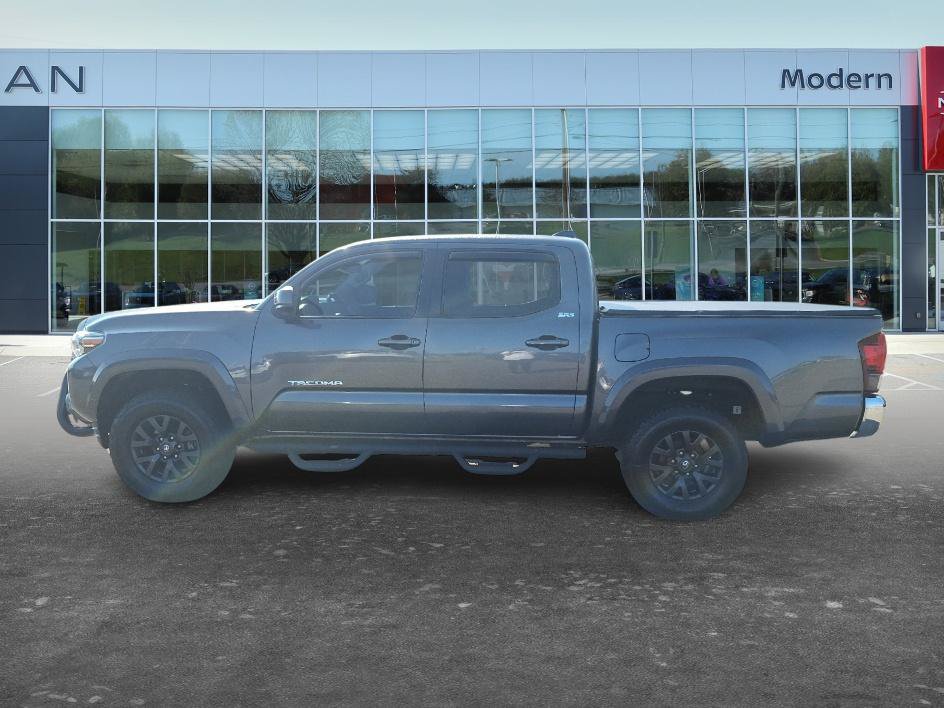 Used 2021 Toyota Tacoma SR5 RWD image 7
