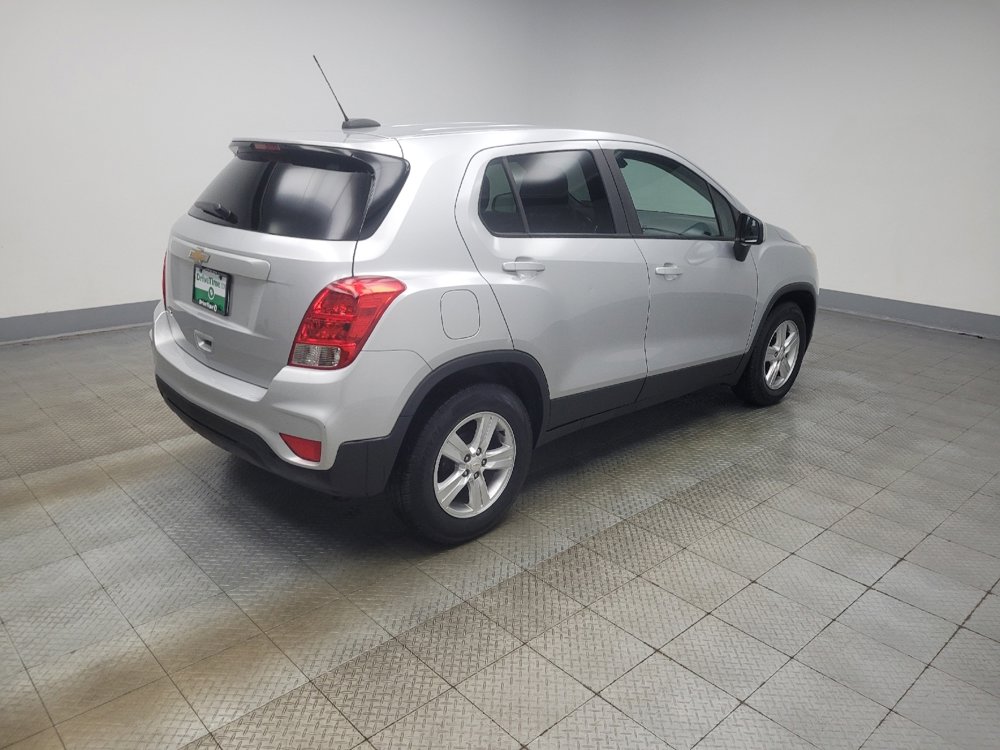 Used 2020 Chevrolet Trax LS w/ Tint and Cruise Package FWD image 10