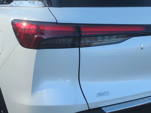 Used 2023 INFINITI QX60 Luxe w/ Cargo Package AWD/4WD image 21