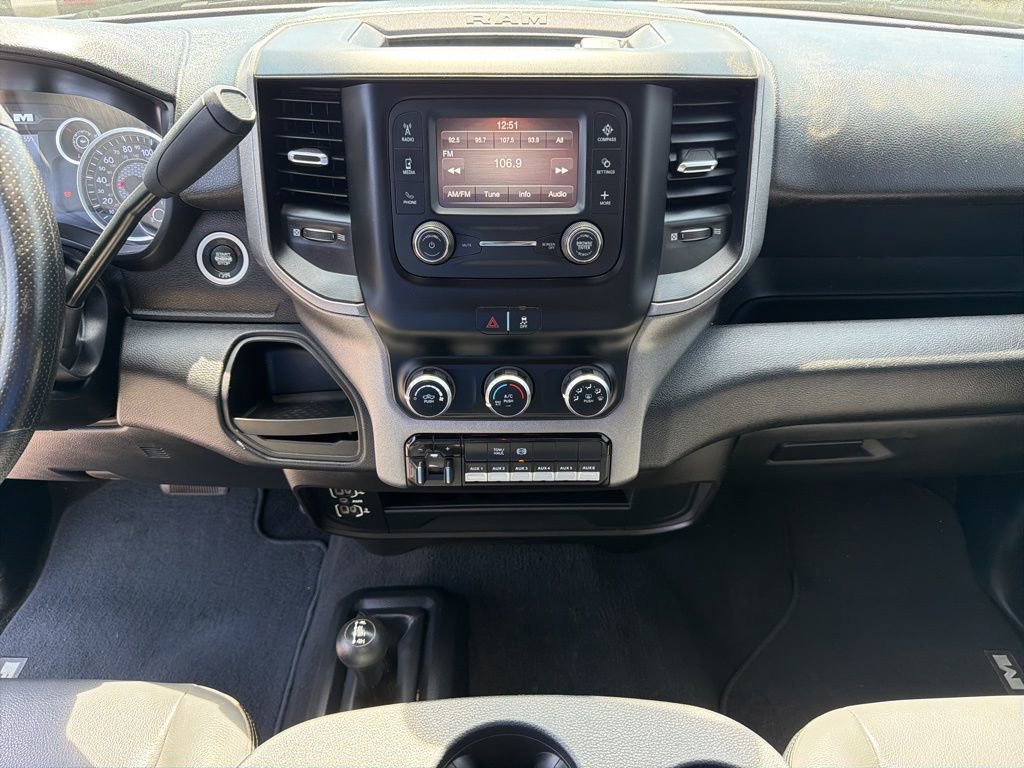 Used 2024 RAM 3500 Tradesman w/ Chrome Appearance Group AWD/4WD image 41