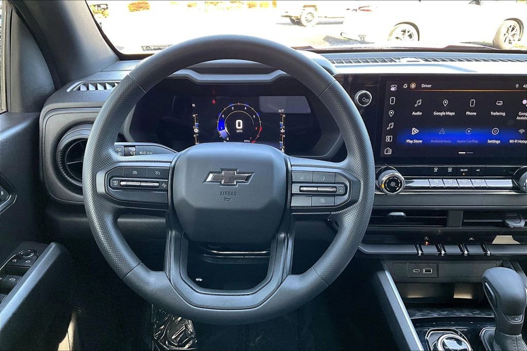 Used 2023 Chevrolet Colorado Trail Boss image 7