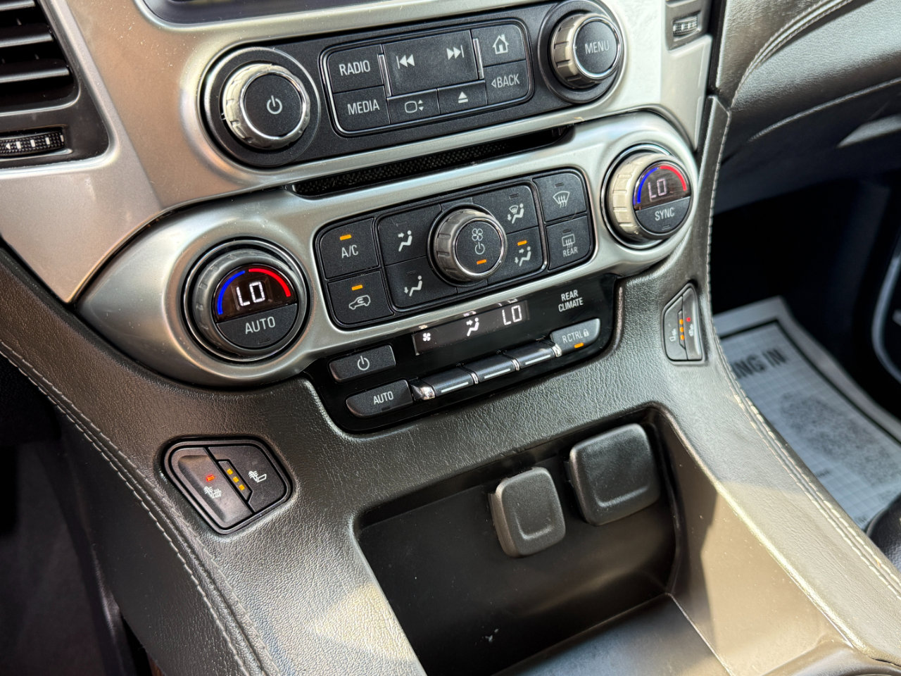 Used 2019 Chevrolet Tahoe LT image 24