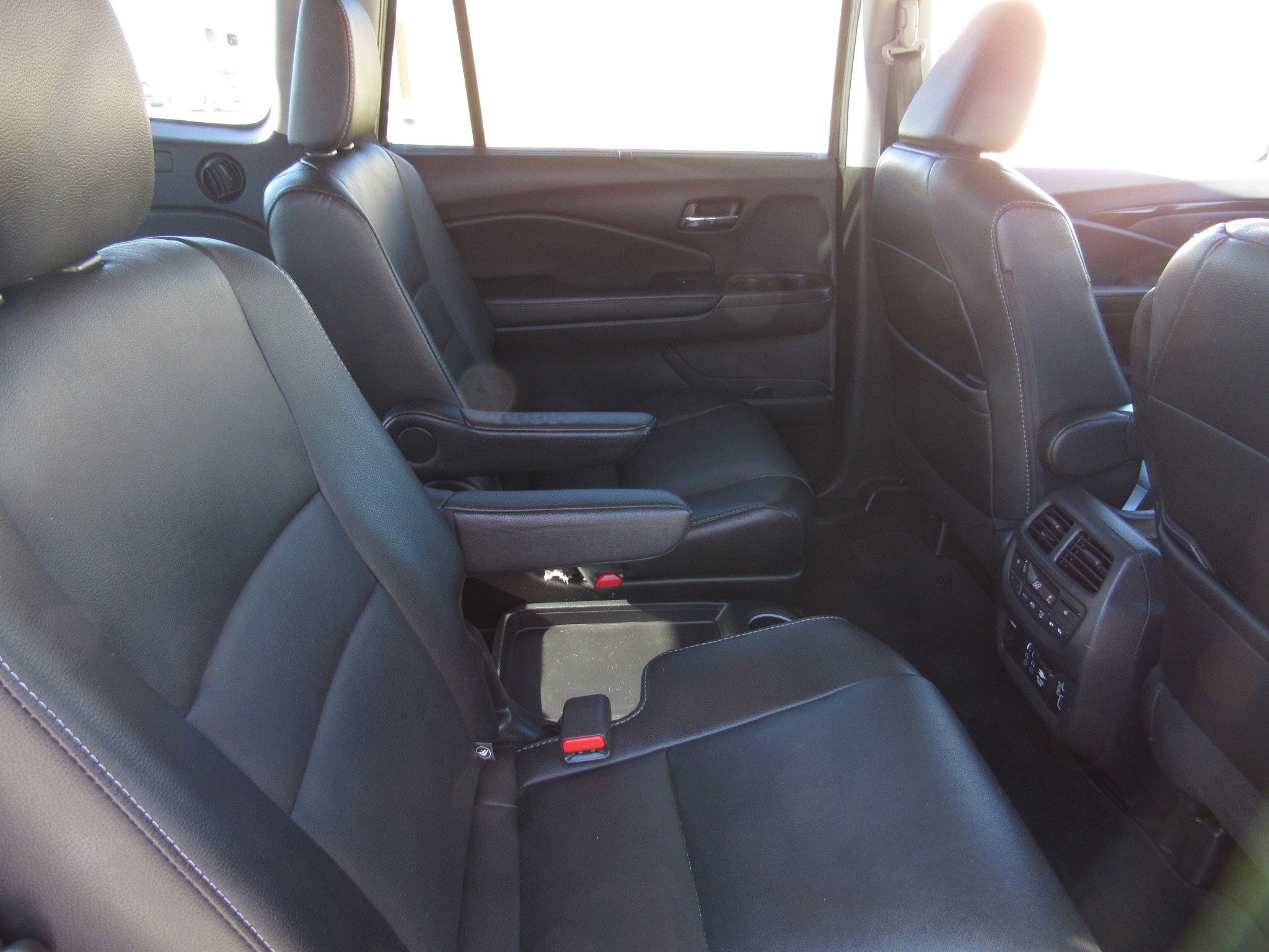 Certified 2019 Honda Pilot Touring image 12