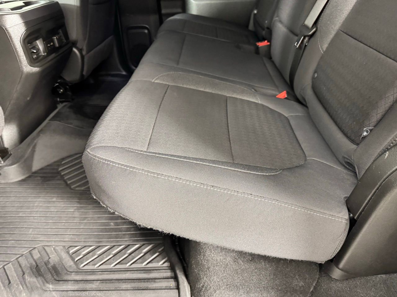 Used 2022 Chevrolet Silverado 1500 LT Trail Boss w/ Bed Protection Package image 25