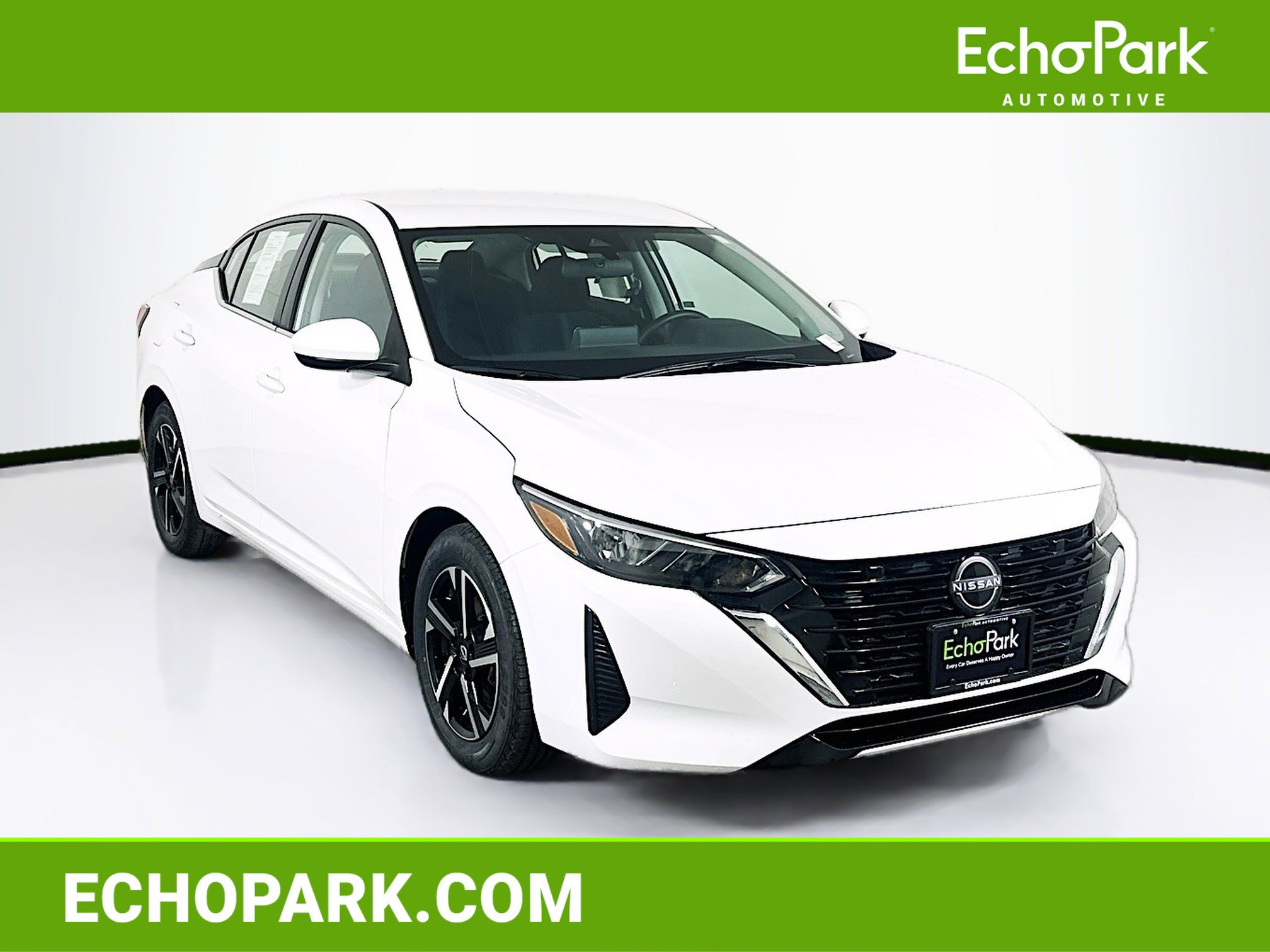 Used 2025 Nissan Sentra SV image 1