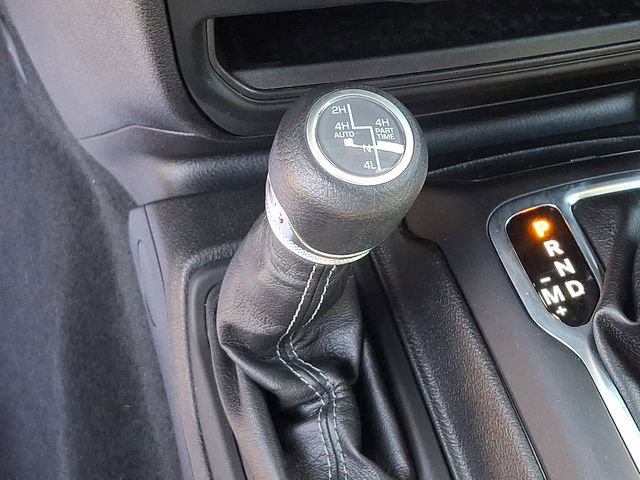 Used 2024 Jeep Wrangler Unlimited Sahara w/ Technology Group image 25