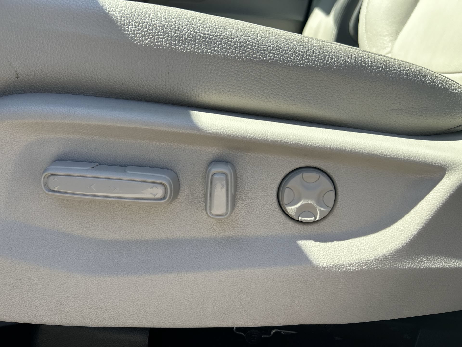 Certified 2025 Honda Odyssey EX-L image 14