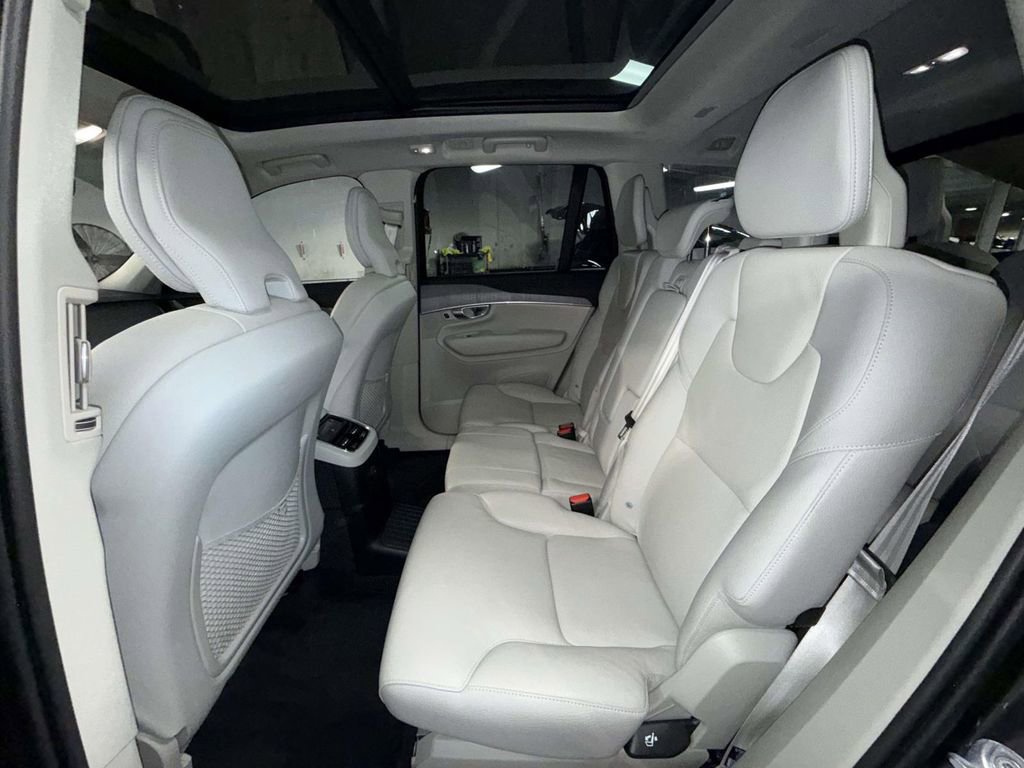 Used 2024 Volvo XC90 T8 Plus w/ Protection Package Premier AWD/4WD image 20