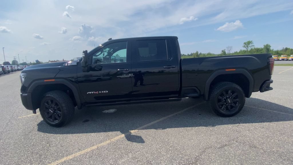 Certified 2024 GMC Sierra 2500 AT4 w/ Snow Plow Prep/Camper Package AWD/4WD image 5