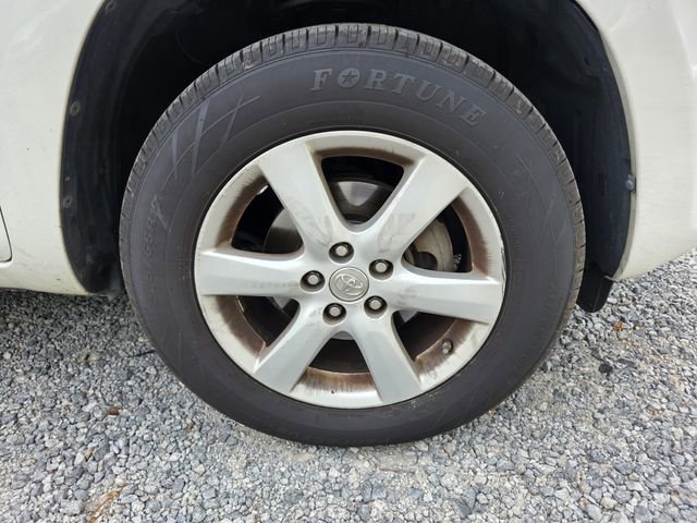 Used 2006 Toyota RAV4 Limited image 13