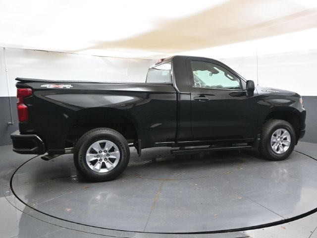Used 2025 Chevrolet Silverado 1500 W/T w/ Trailering Package AWD/4WD image 6