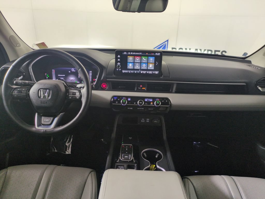 Certified 2025 Honda Pilot Elite image 16