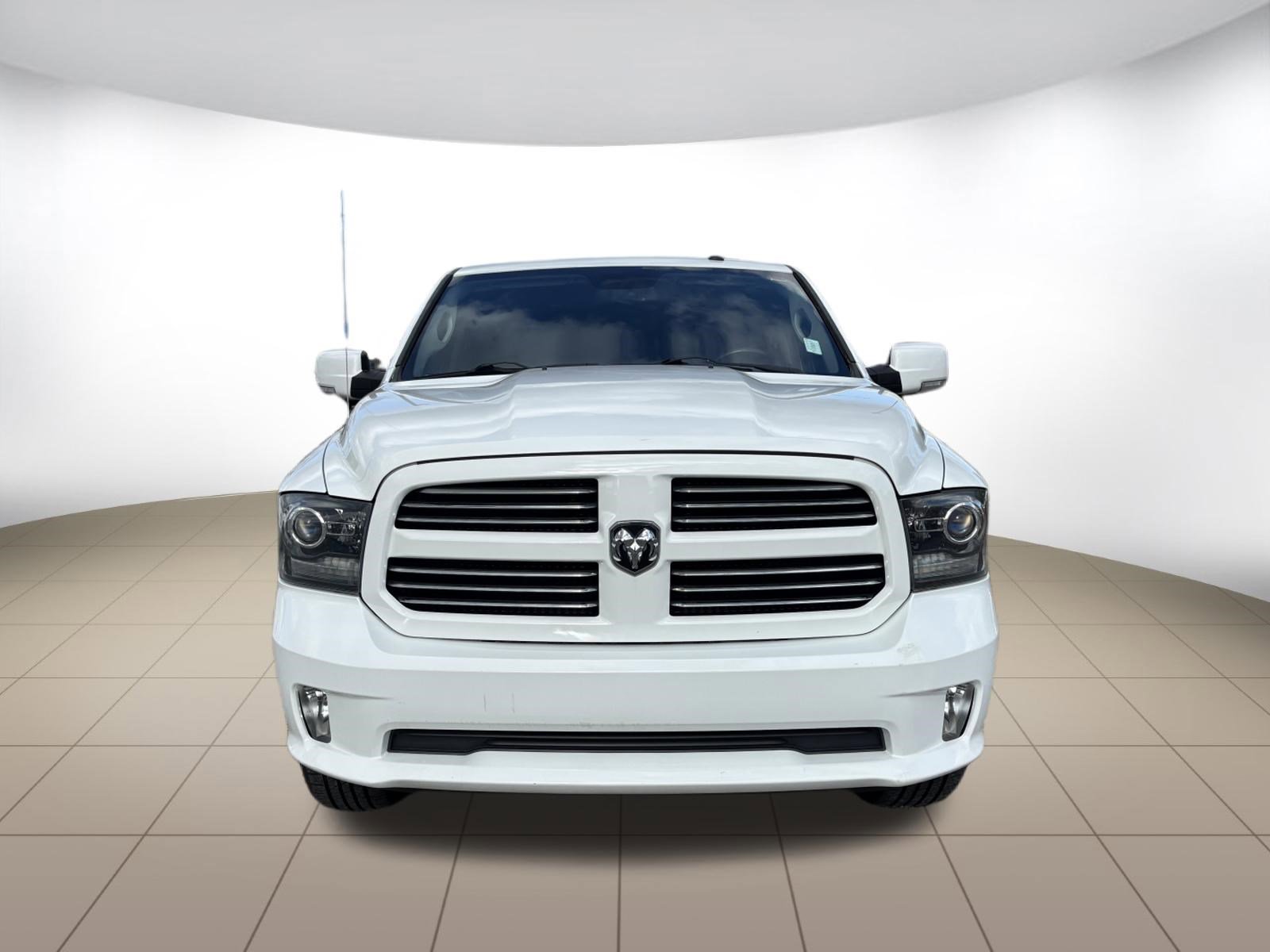 Used 2015 RAM 1500 Sport w/ Remote Start & Security Group AWD/4WD image 2