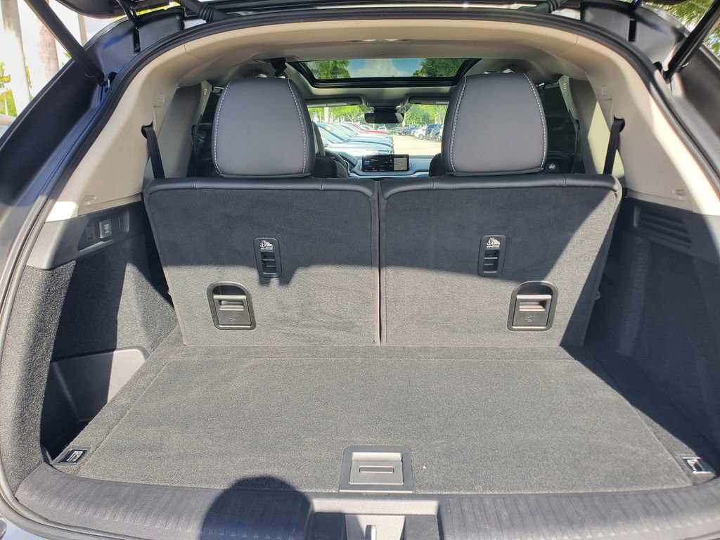 Used 2023 Acura MDX FWD w/ Technology Package image 8