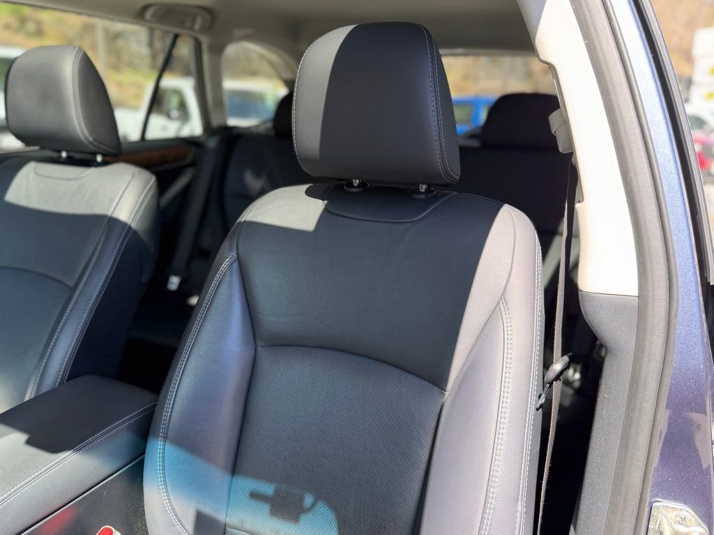 Used 2018 Subaru Outback 3.6R Limited AWD/4WD image 8