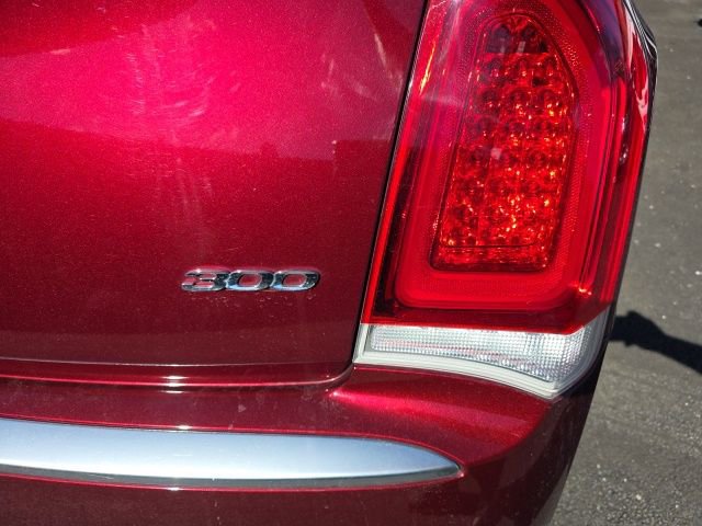 Used 2021 Chrysler 300 Touring w/ Chrome Appearance Package image 19