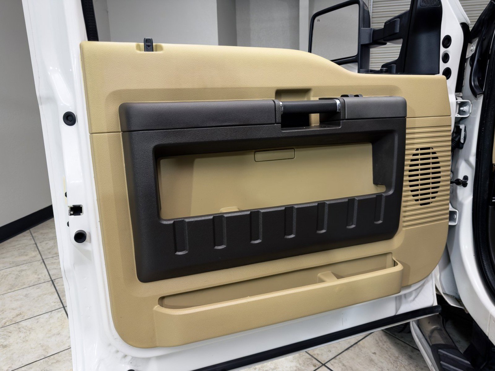 Used 2012 Ford F350 Lariat w/ Lariat Ultimate Pkg image 10