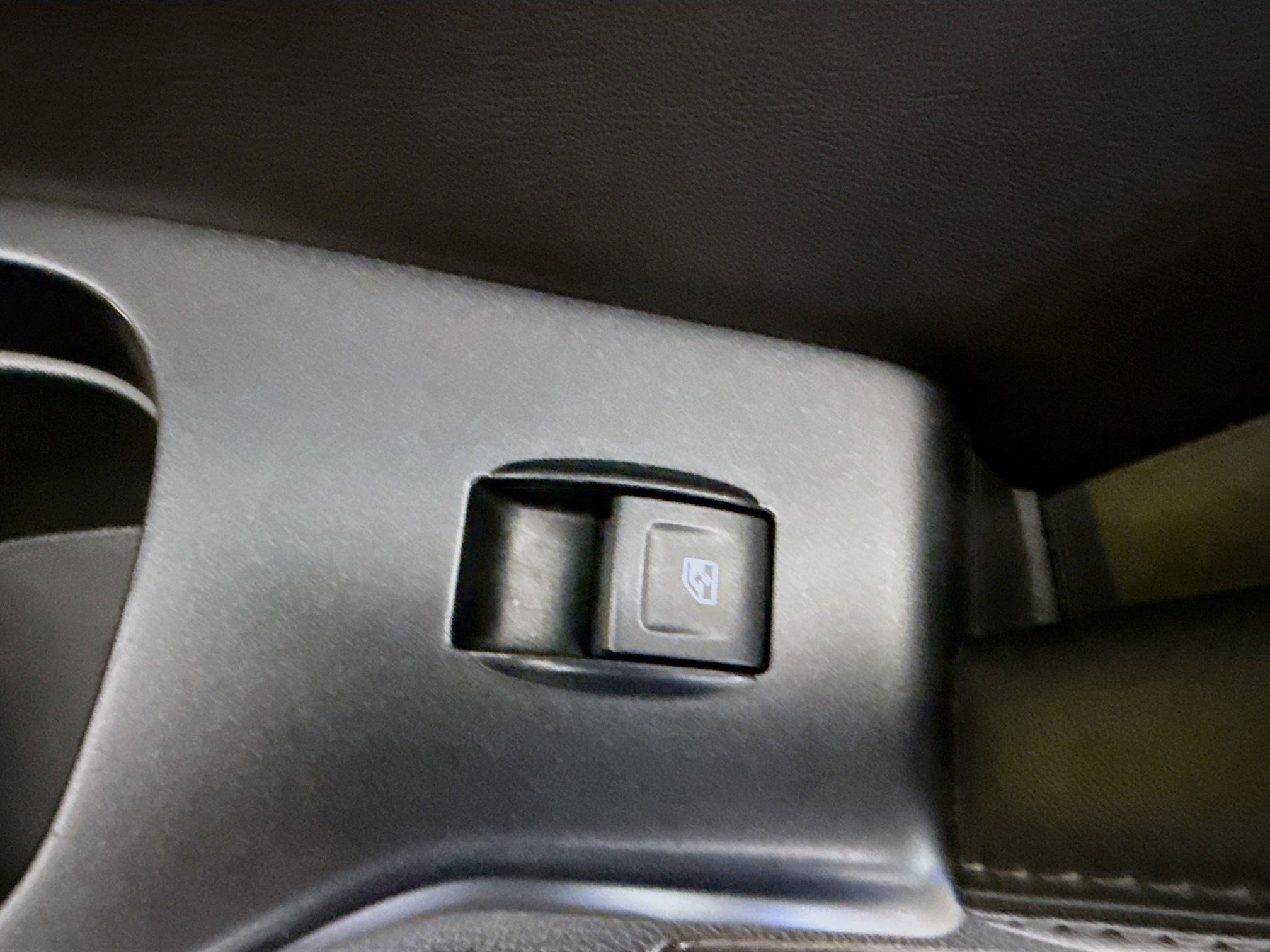 Used 2018 Chevrolet Tahoe LT RWD image 29