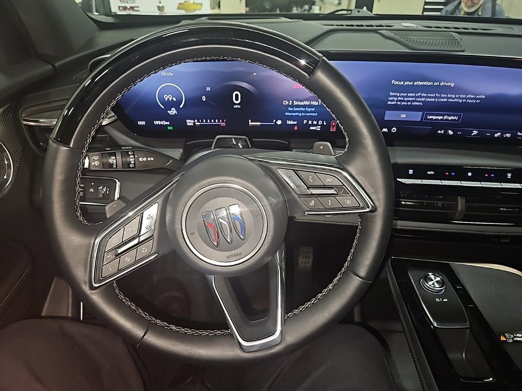 Certified 2025 Buick Enclave Avenir w/ Super Cruise Package image 17