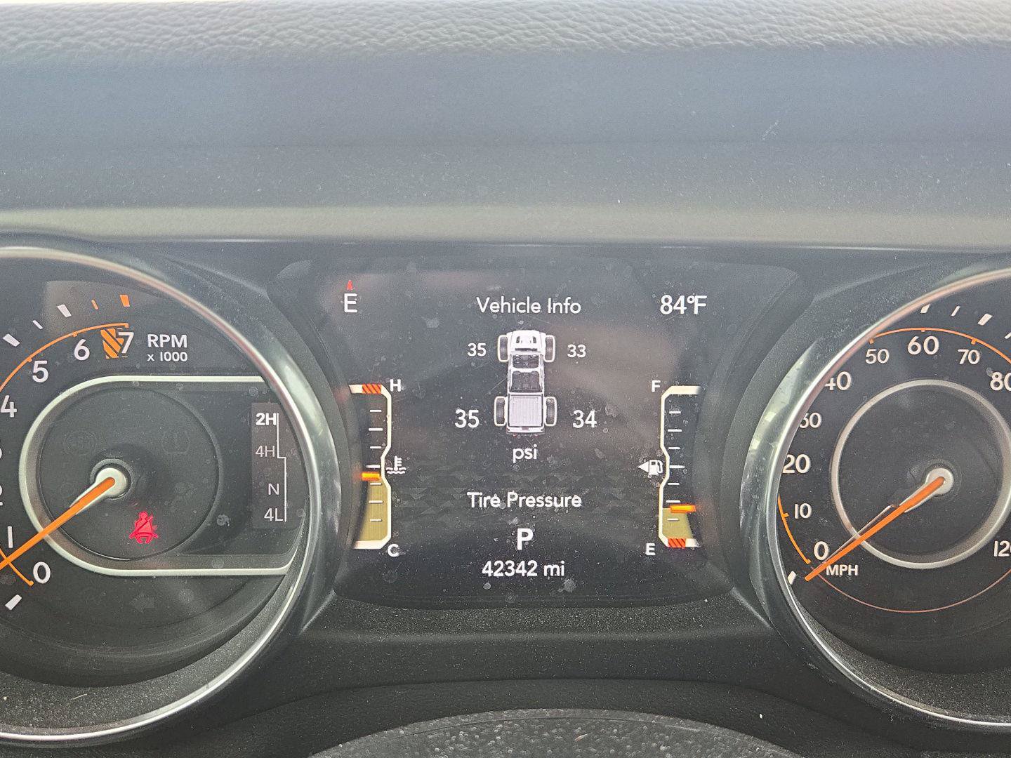 Used 2022 Jeep Gladiator Sport AWD/4WD image 19