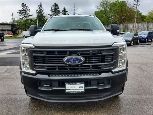 New 2025 Ford F550 4x4 Regular Cab Super Duty image 2