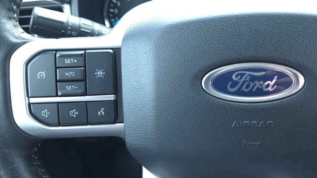 Used 2024 Ford Expedition Max XLT AWD/4WD image 32